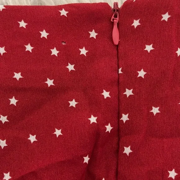 ROMWE Star Allover Print Ruffle Trim Skirt Red & White Back Zipper Large New - Picture 5 of 9